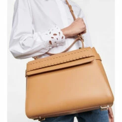 Chloé Nacha Leather Shoulder Bag