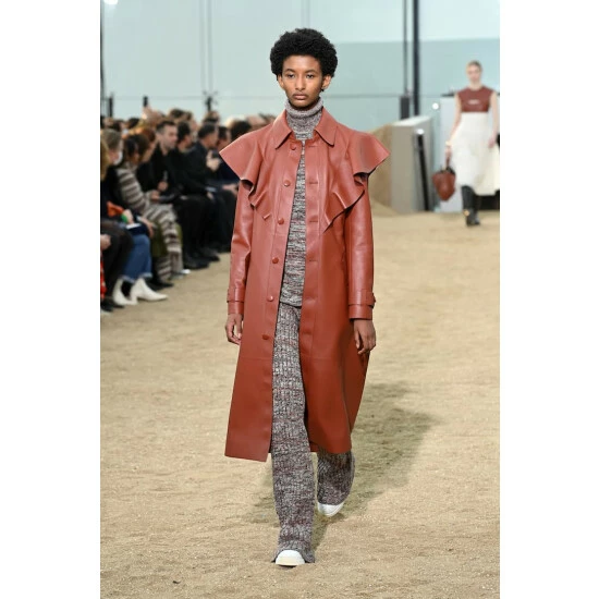 Chloé Turtleneck Cashmere And Wool Sweater - Image 4