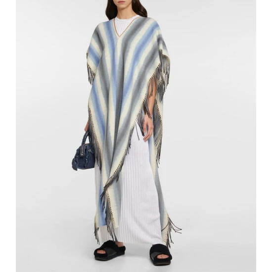 Chloé Wavy Shearling Slides