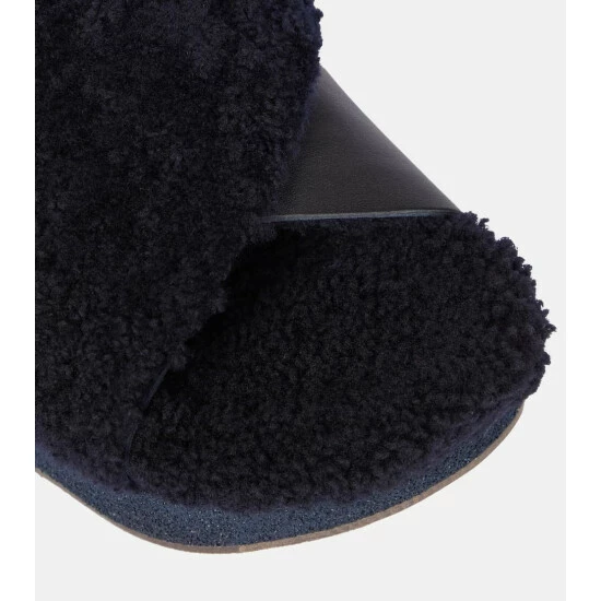 Chloé Wavy Shearling Slides - Image 5