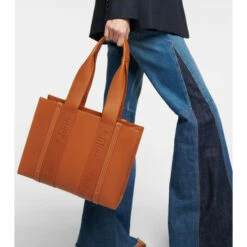 ChloƩ Woody Medium Leather Tote Bag