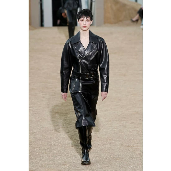 Chloé Belted Leather Coat - Image 8